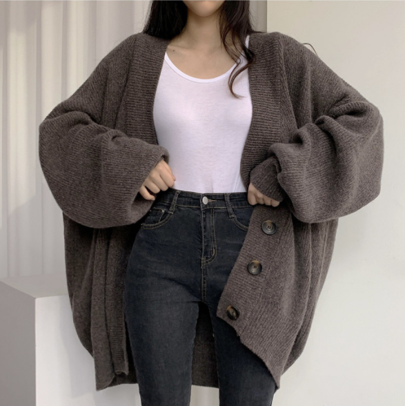 Women’s  Buttoned Knit Cardigan